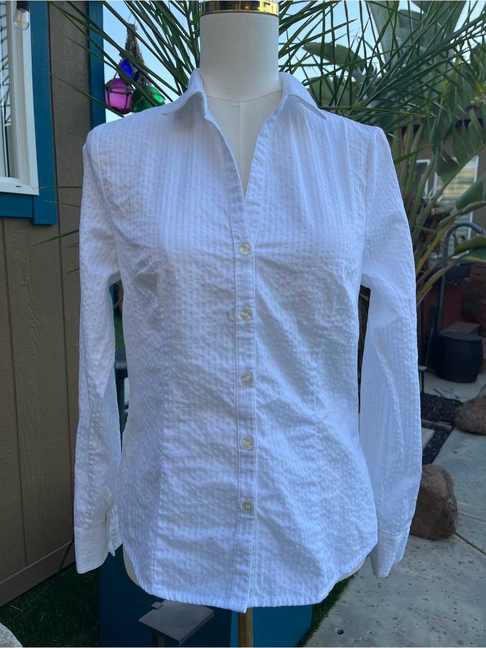 H&M White Textured Button-Up Shirt